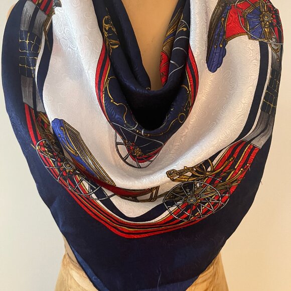 Vintage Scarf British Royal Carriages in Red, Blue, White and Gold - Very Regal - Picture 6 of 6